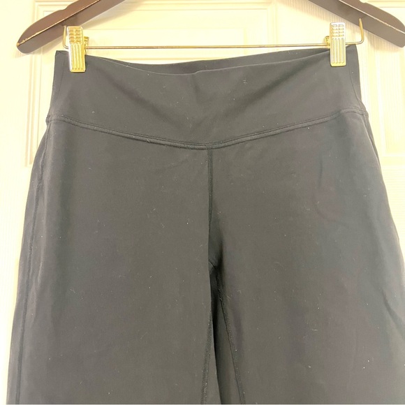 Athleta Fusion Black Yoga Flare Wide Leg Pants Athleisure Flap Pockets womens S - Picture 3 of 8
